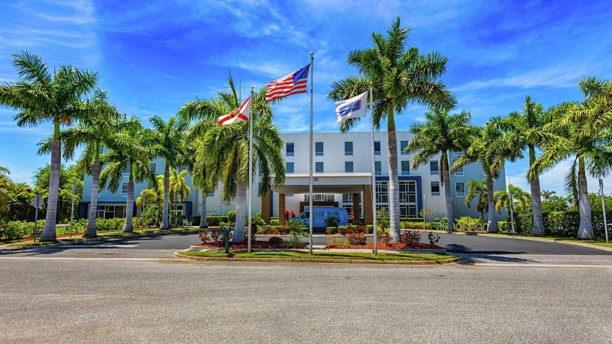 Hampton Inn & Suites Sarasota / Bradenton - Airport Eksteriør bilde
